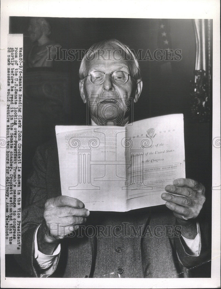 1960 Press Photo Senate Clerk John Crockett Reads VP&#39;s Message To Congress - Historic Images