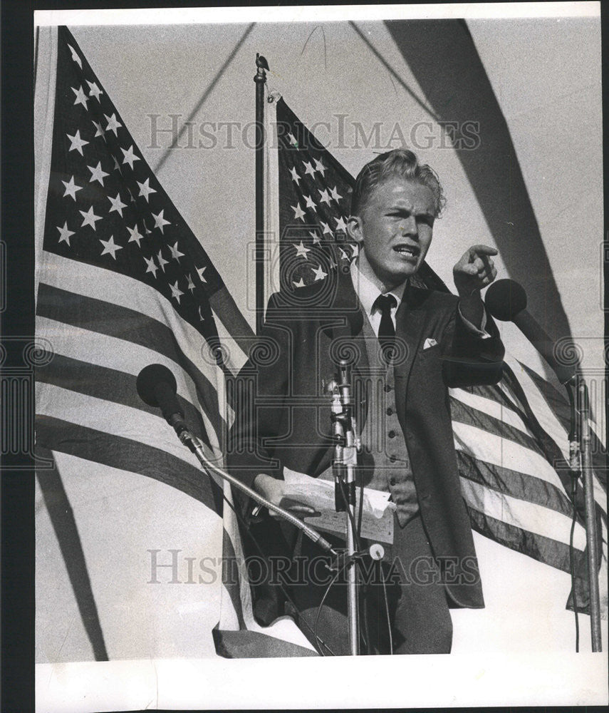 1968 Press Photo University of Illinois Arthur Ahrens Speech Grant Park Rally - Historic Images