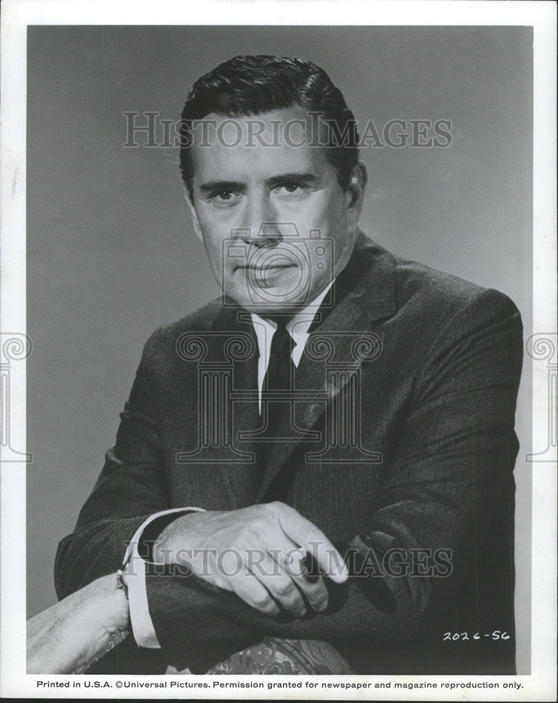 1969 Press Photo Actor John Forsythe - Historic Images