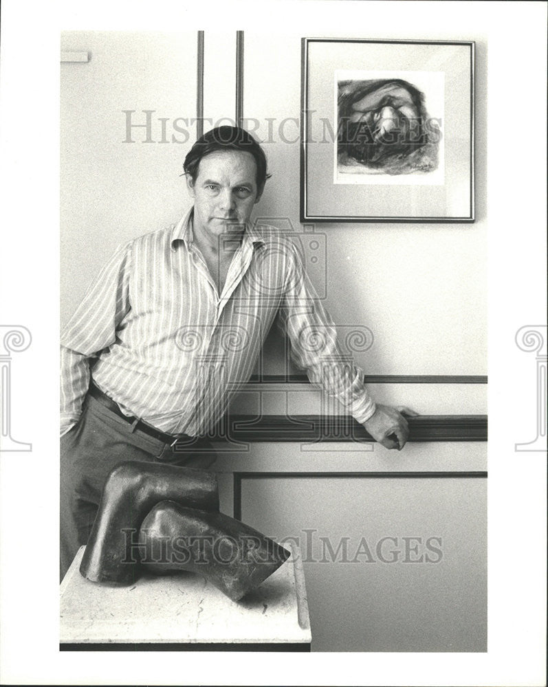 1973 Press Photo Sculptor Michael Croydon - Historic Images