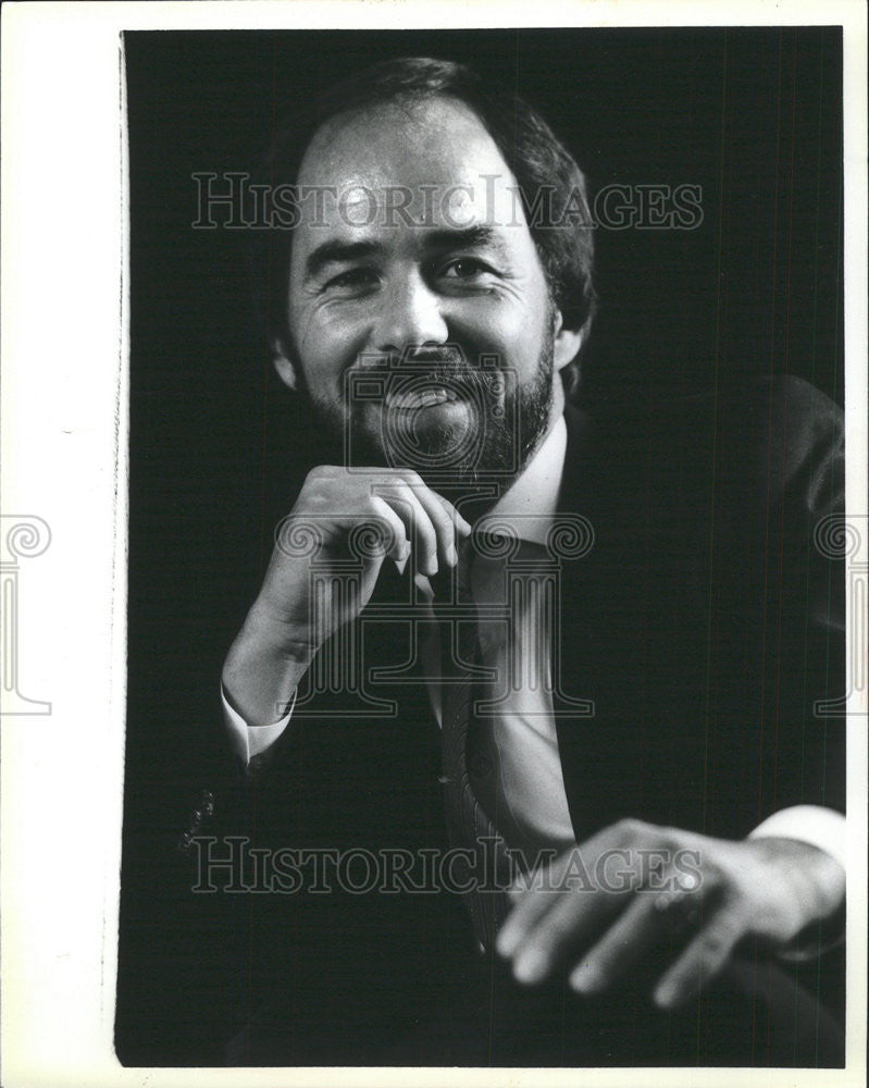 1985 Press Photo Larry Burke American Magazine Publisher &amp; Editor - Historic Images