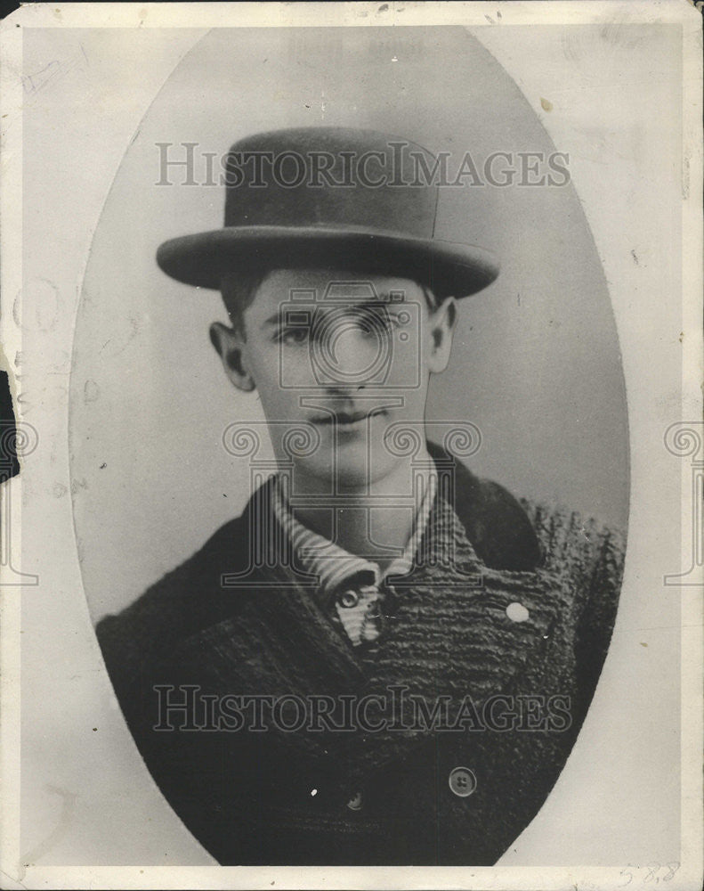 1931 Press Photo Jesse Lucas hat Black Coat - Historic Images