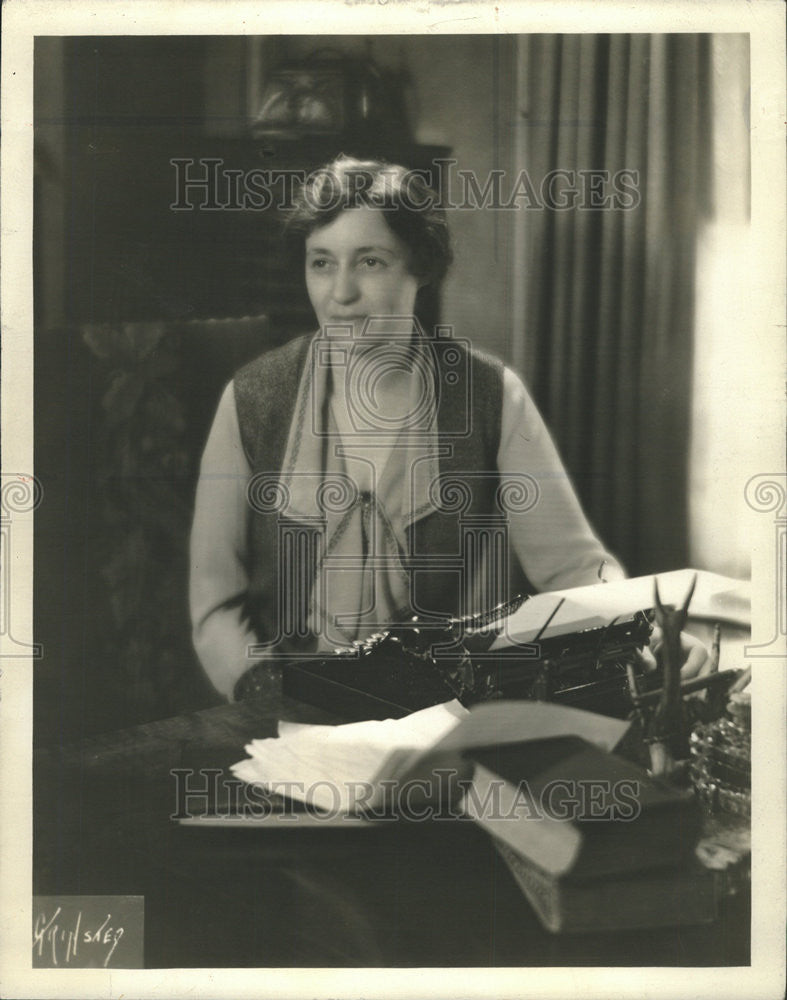 1936 Press Photo Fey Ehlert Playwright and Author - Historic Images