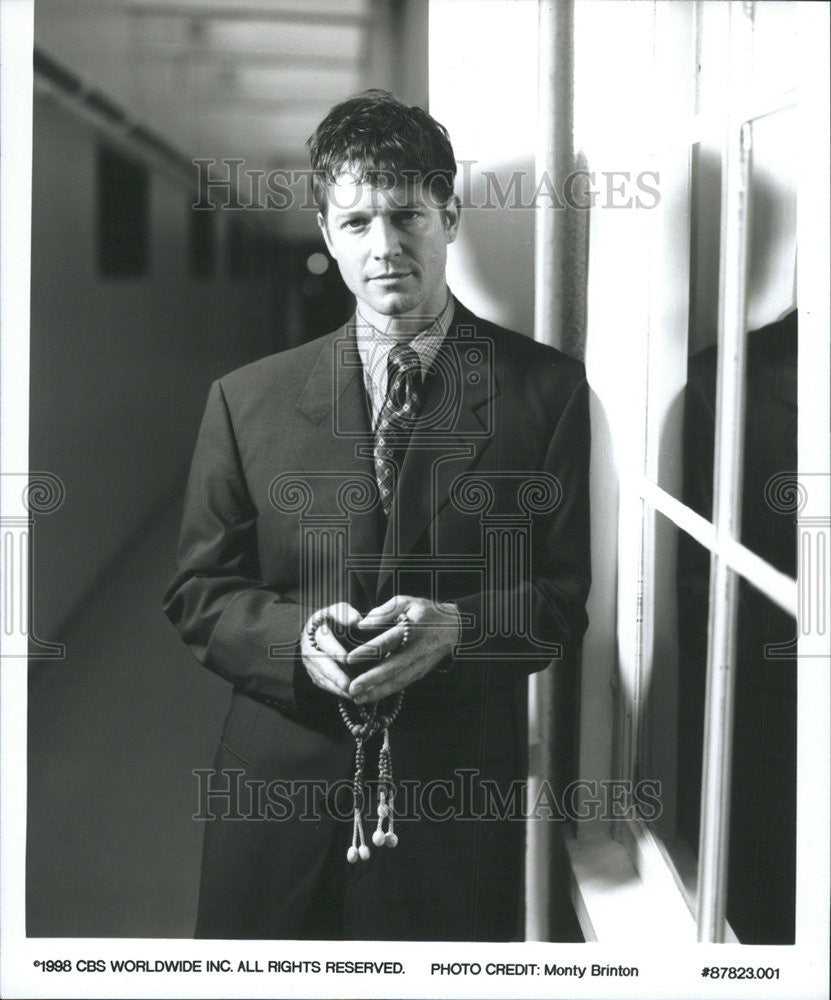 Picture of Eric Stoltz in &quot;Chicago Hope.&quot; - Historic Images