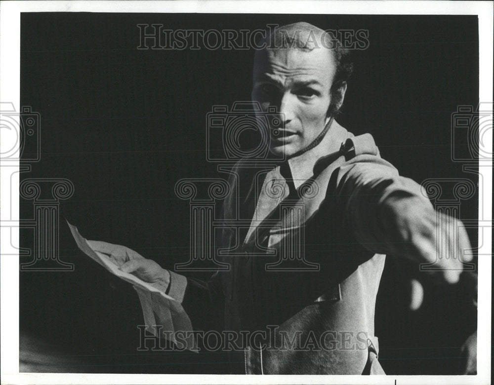 1972 Press Photo Michael Kahn Harold Pincers Open Old Time Director Season - Historic Images