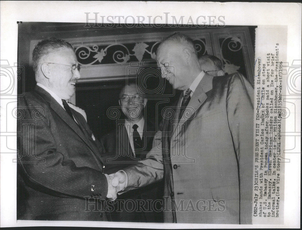 1956 Press Photo President Eisenhower Carlos Ibafiez Embassy Panama Chile Ike - Historic Images