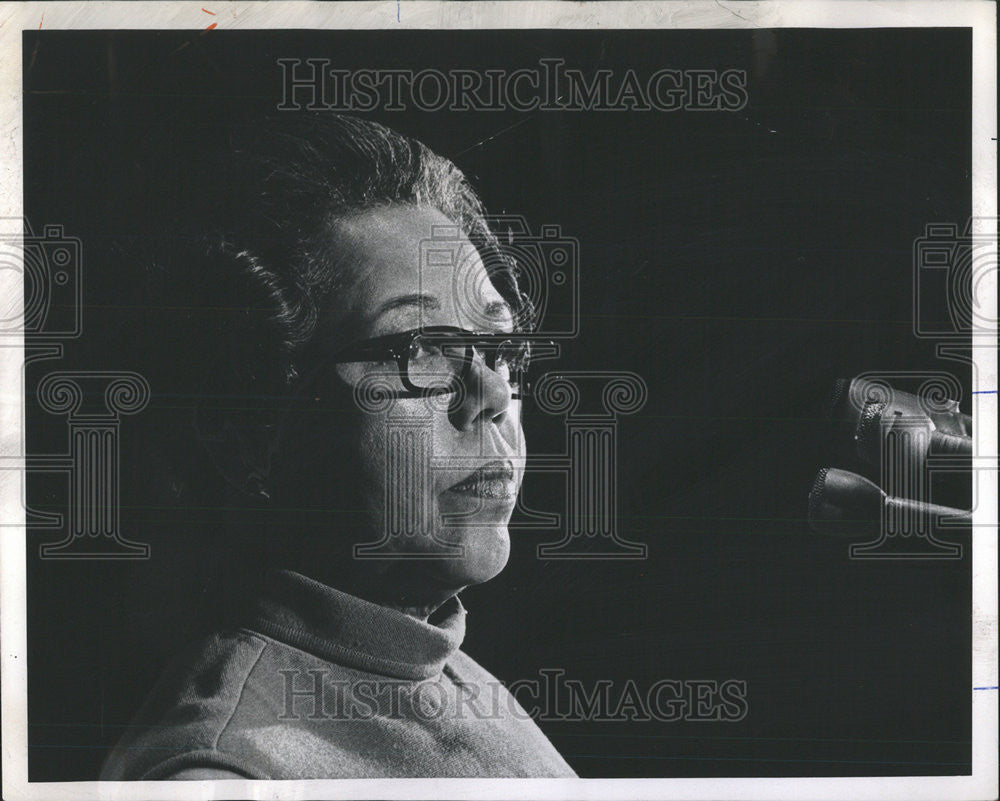 1971 Press Photo Mrs Anna Kolheim Principal Hyde Park High School - Historic Images