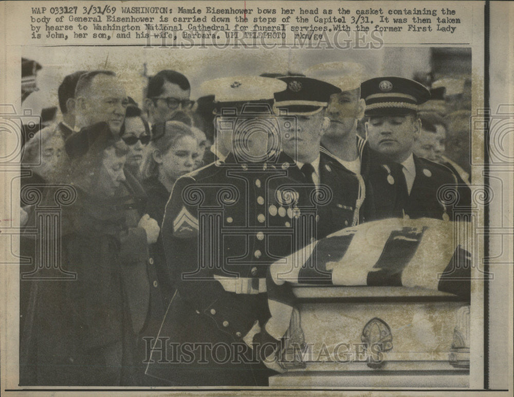 1969 Press Photo Mamie Eisenhower Washington National Cathedral John Barbara - Historic Images