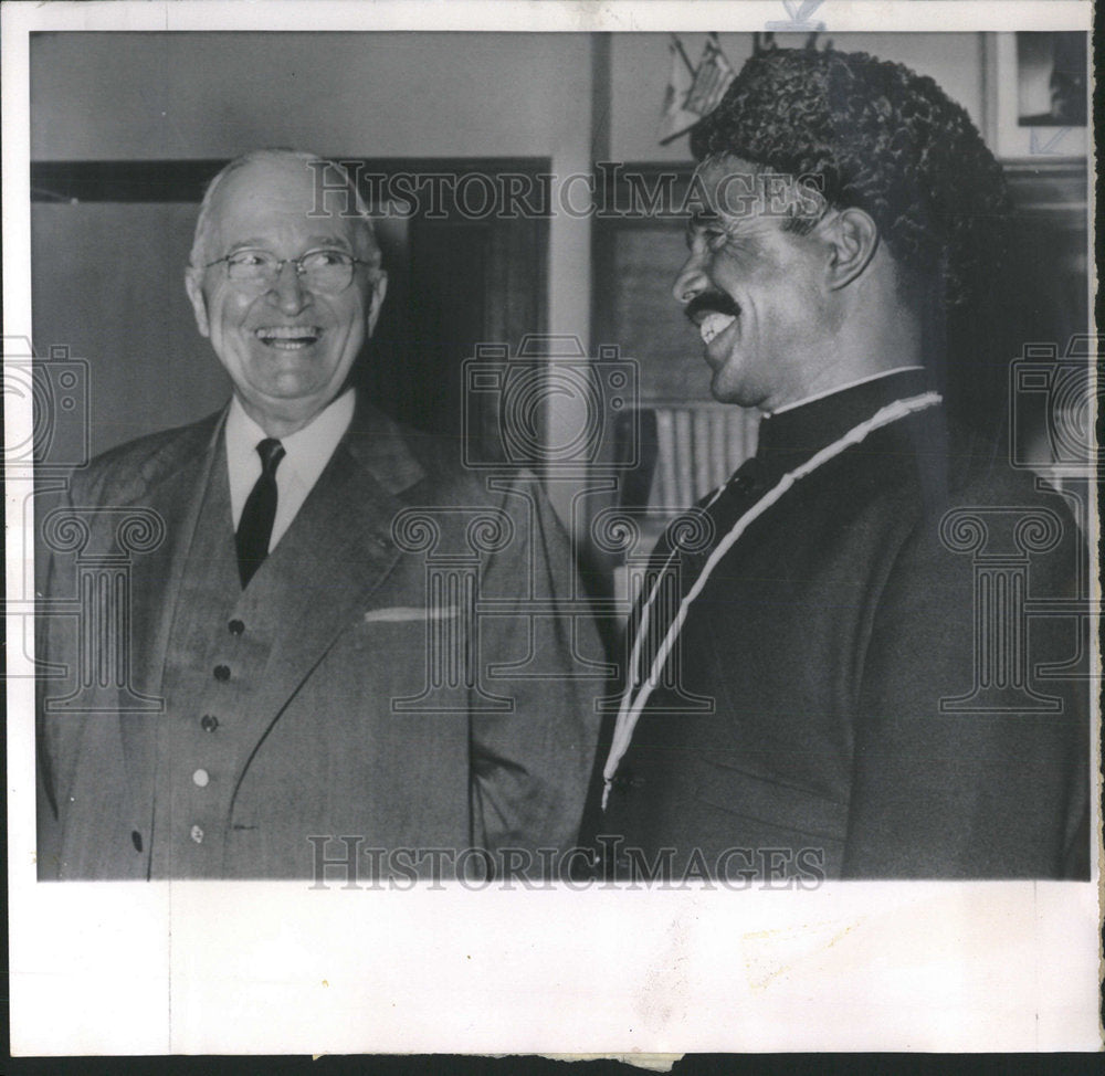 1961 Press Photo Camel Driver Bashir Ahmad, Former President Harry Truman - Historic Images