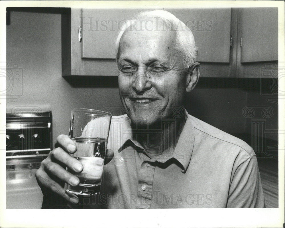 1984 Press Photo John B W Corey Chicago Water Commissioner - Historic Images