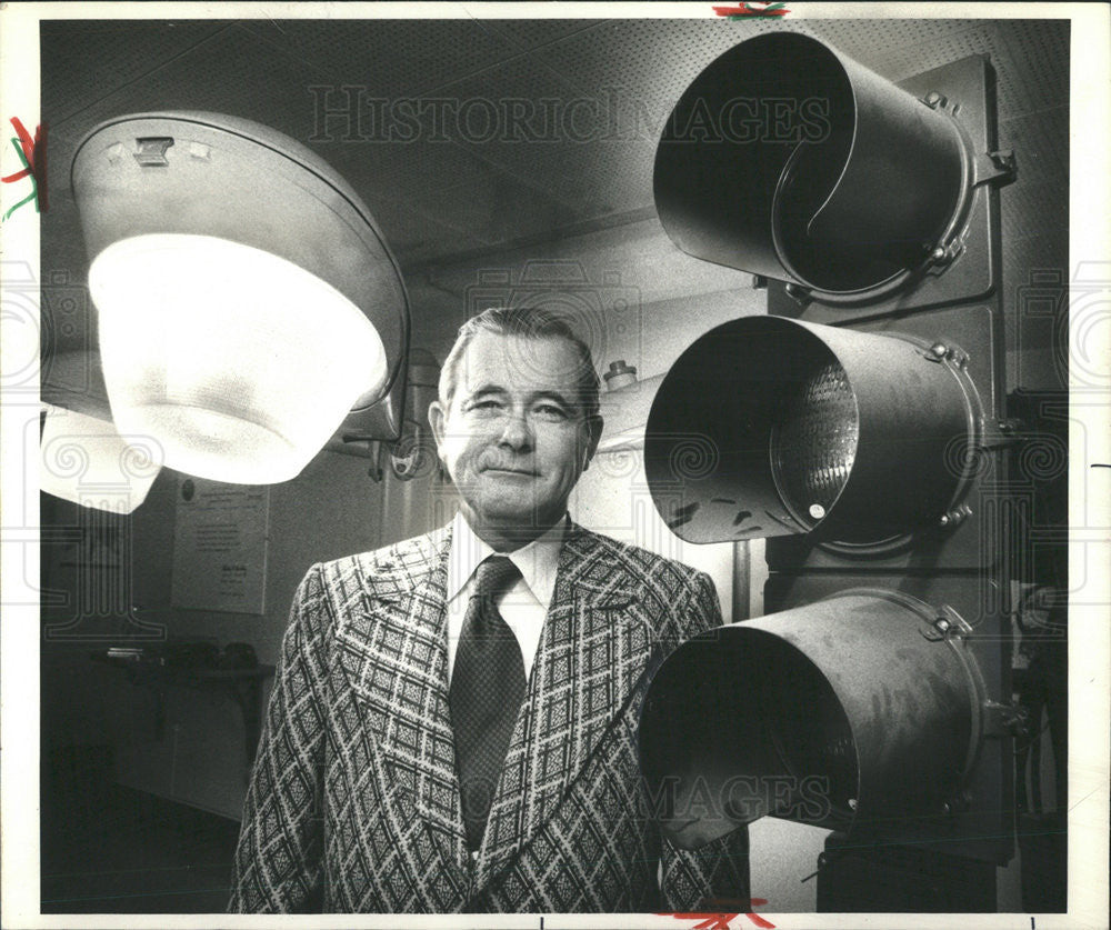 1978 Press Photo Charles Buckley, Deputy Commissioner Electricity Department - Historic Images