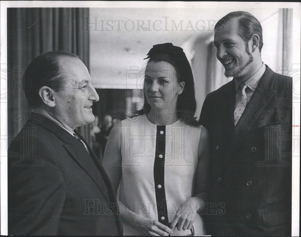 1968 Press Photo Hubert Besche Margareta Jarnstedt James Alexander United State - Historic Images