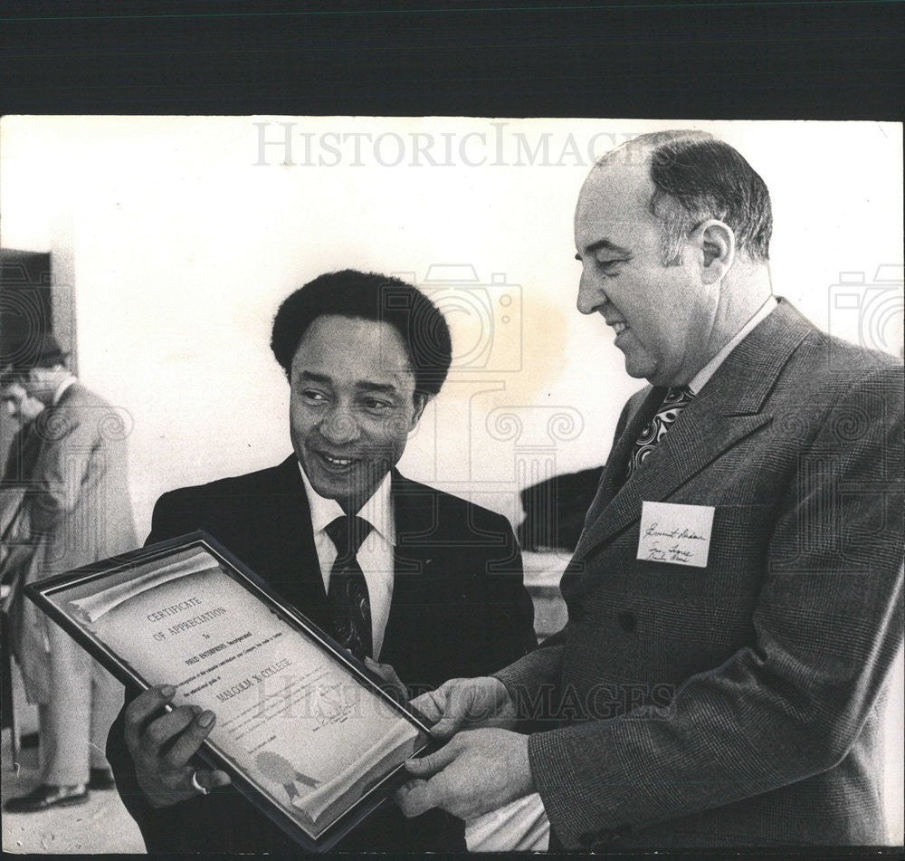 1971 Press Photo Emmett Dedmon Chicago Sun-Times Editorial Director - Historic Images