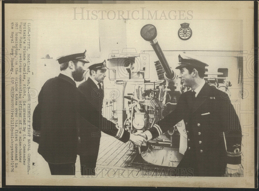 1976 Press Photo BRITAIN&#39;S PRINCE CHARLES LT. COMMANDER HARRY COMMANDER HMS - Historic Images