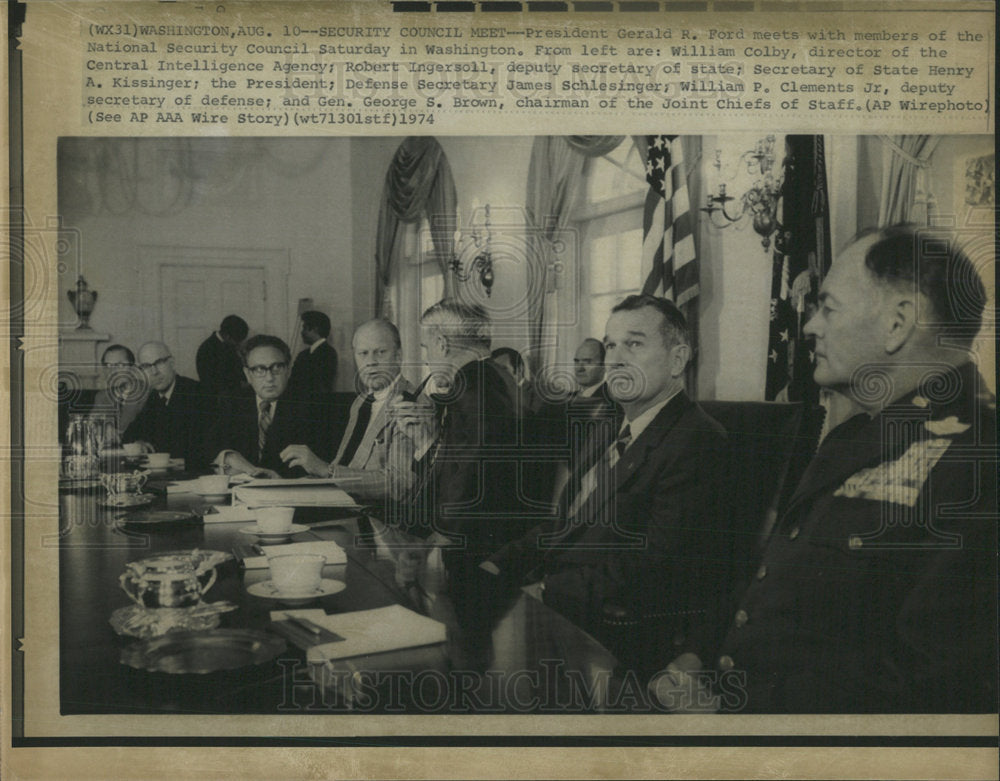 1974 Press Photo President Gerald Ford Meet Member Security Council Washington - Historic Images