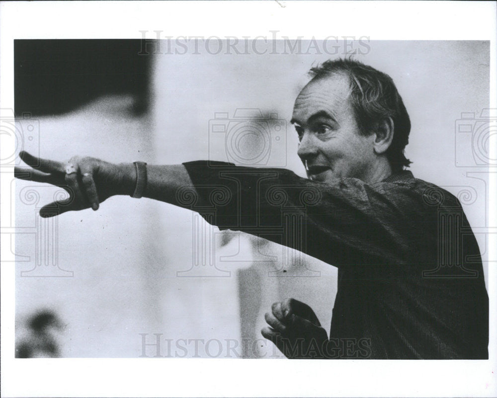 1993 Press Photo Director Howard Davies Say Really Musician Man - Historic Images