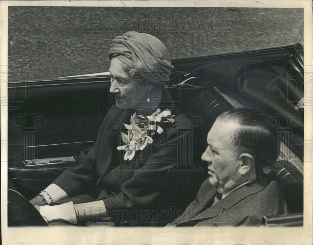 1963 Press Photo Duchess mayor switched limousine city hall Sheraton Blackstone - Historic Images