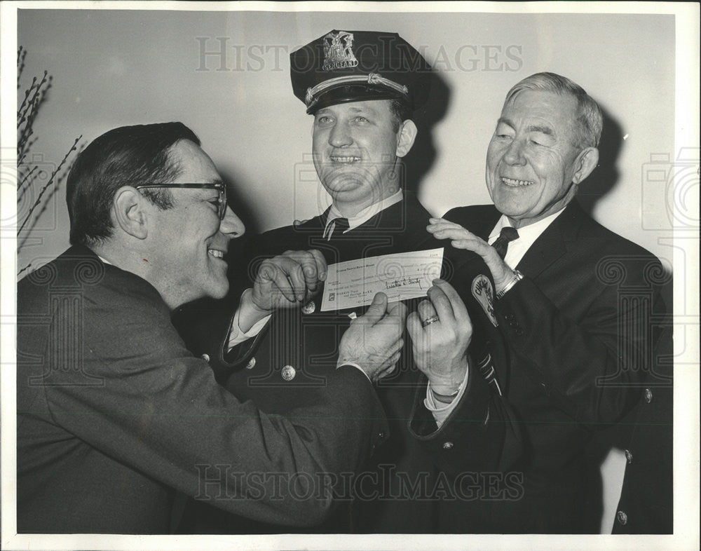 1964 Press Photo SGT. CLARENCE H. BULLERMAN JOHN TUCKER  O. W. WILSON - Historic Images