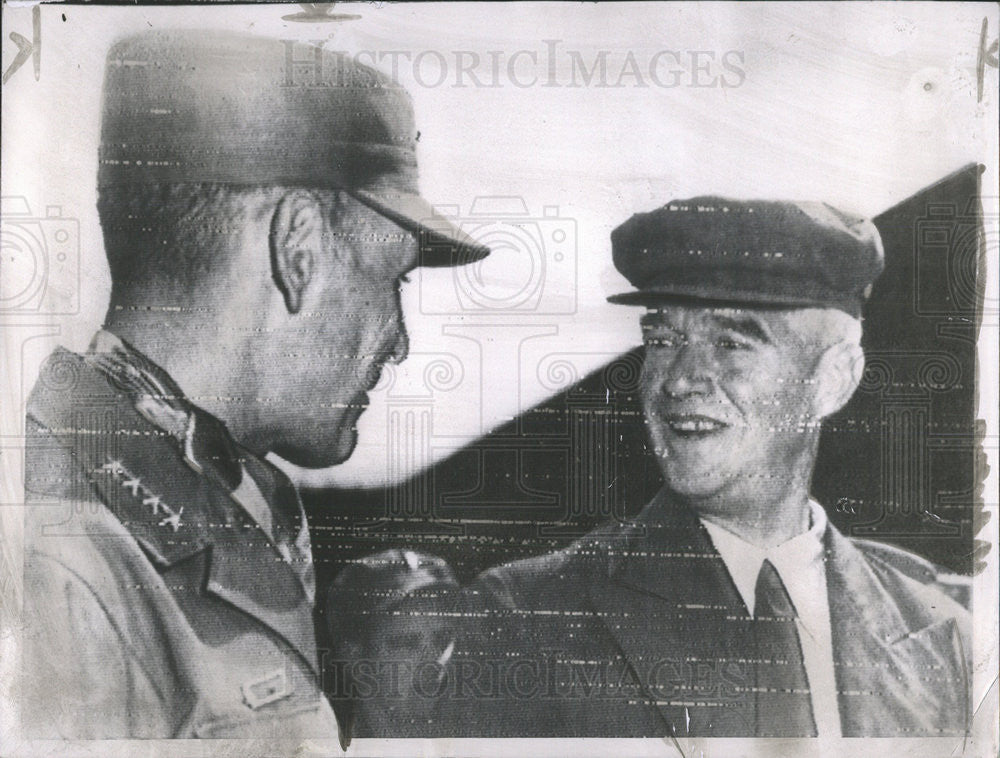1953 Press Photo POW Maj Gen Dean After Release from Communists - Historic Images