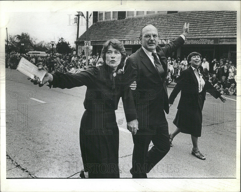 1982 Press Photo Adali Stevenson Election Campaign - Historic Images