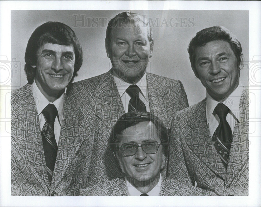 1976 Press Photo Four Freshmen Singer Musician Business Show Pheasant Night Club - Historic Images