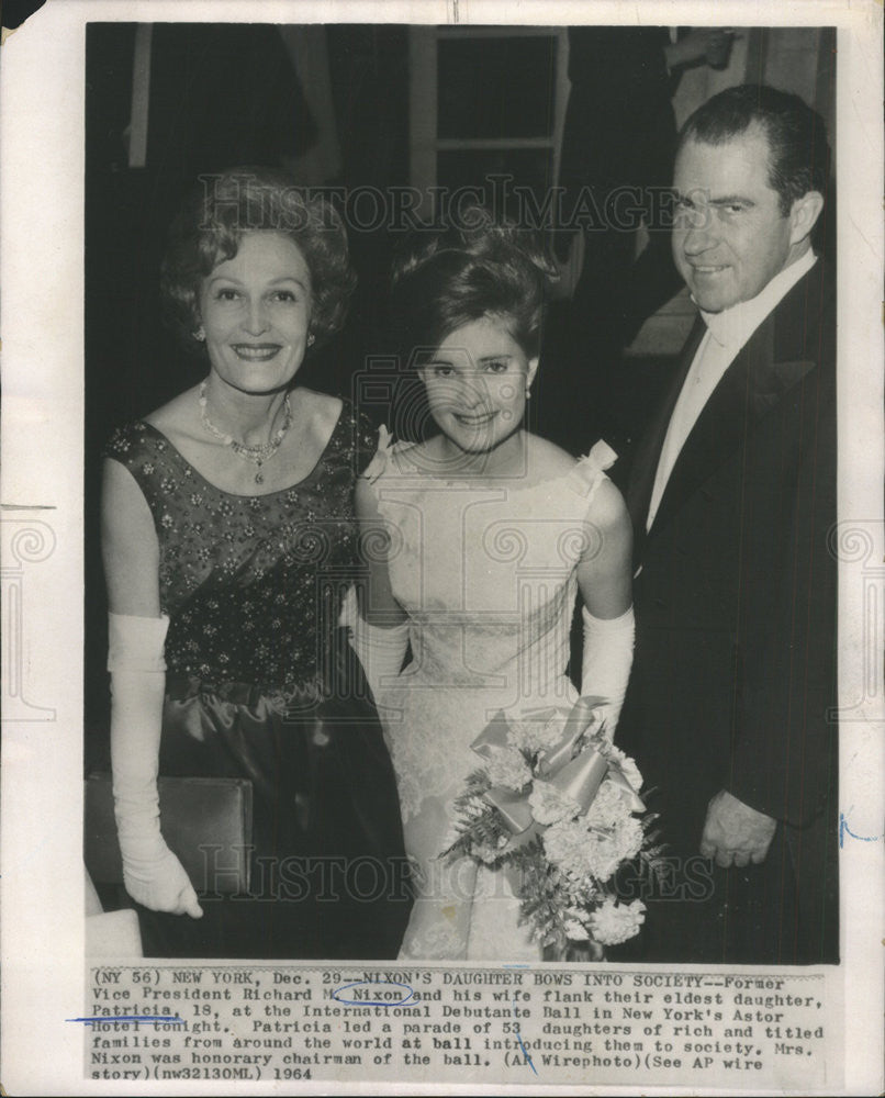 1964 Press Photo VICE PRESIDENT RICHARD M. NIXON UNITED STATES DAUGHTER PATRICIA - Historic Images