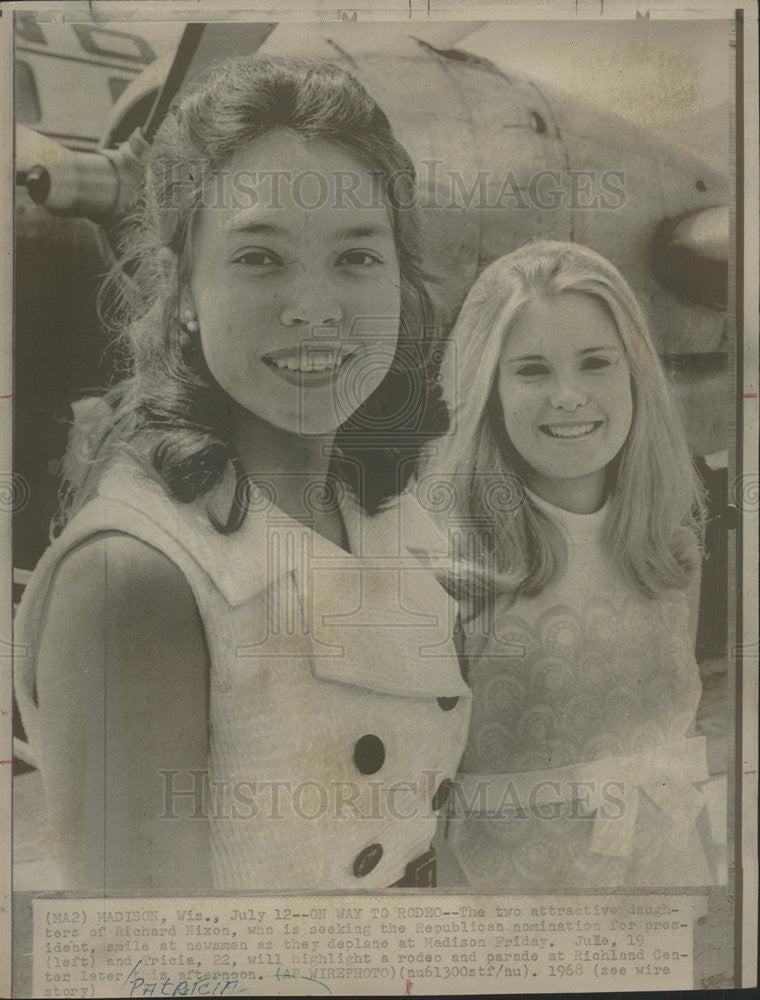 1968 Press Photo Richard Nixon Daughters Julie Tricia Madison Wisconsin - Historic Images