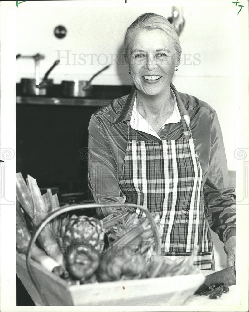 1983 Press Photo Cookbook Author Marian Cunningham - Historic Images