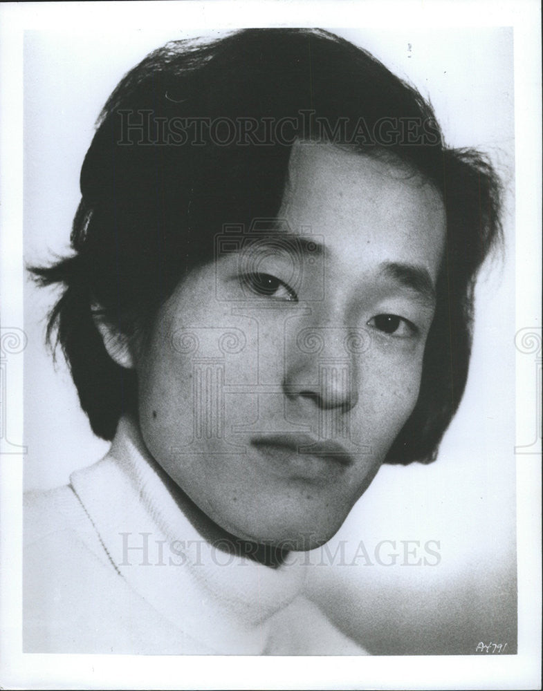 1977 Press Photo Kazuhiro Koizumi Japanese Conductor - Historic Images