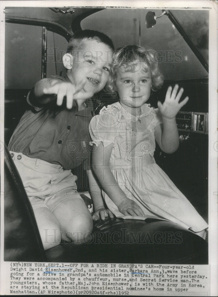 1952 Press Photo Dwight David Eisenhower Barbara Ann Grandchildren President - Historic Images