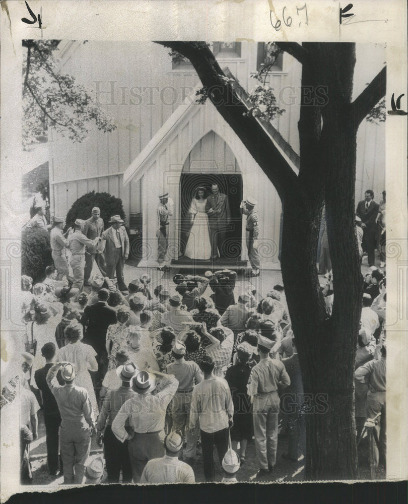 1947 Press Photo Friends Centenarian Church Army post Fort Monroe Ceremony - Historic Images