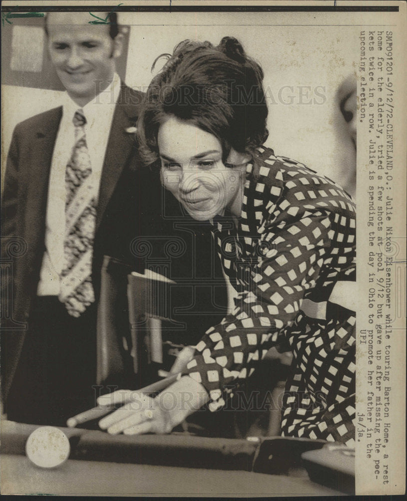 1972 Press Photo Julie Nixon Eisenhower Borton Rest Home Elderly - Historic Images