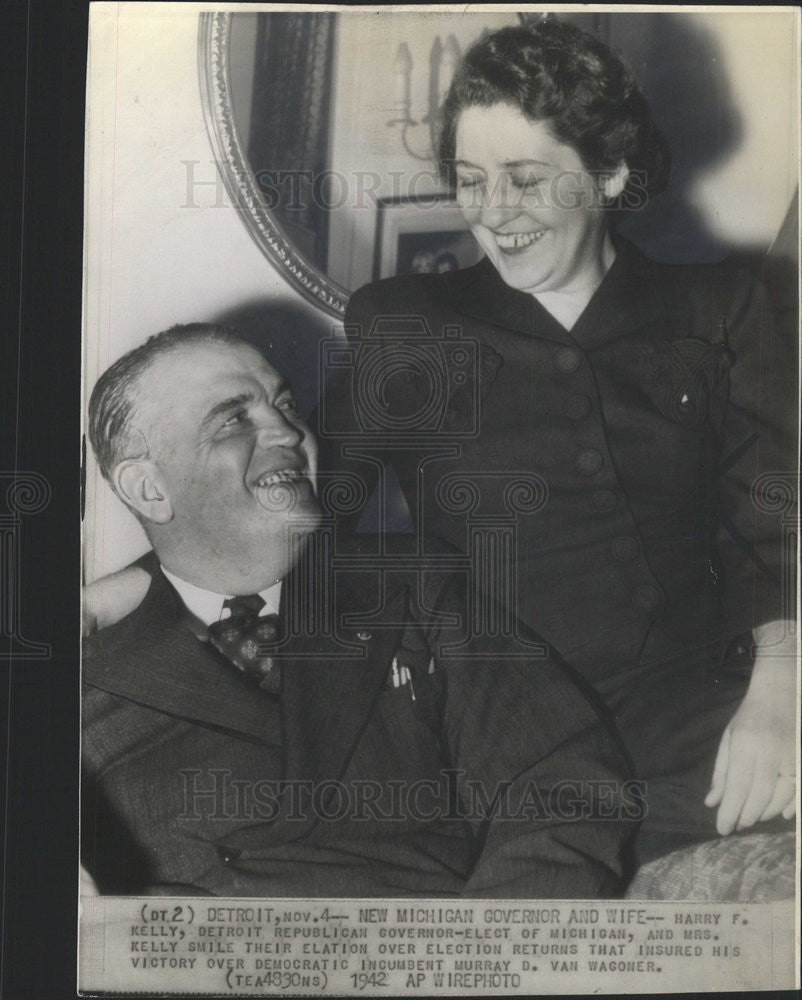 1942 Press Photo Michigan Governor wife Harry Kelly Detroit Republican Elation - Historic Images