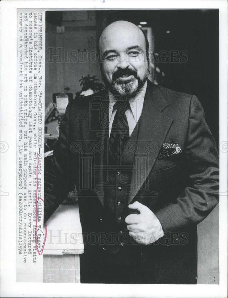 1978 Press Photo William Keavy Plastic Surgeon Moscow Institute Cosmetology - Historic Images