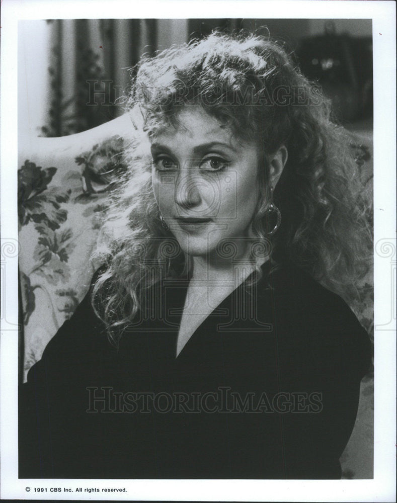 1996 Press Photo Carol Kane &quot;Brooklyn Bridge&quot; - Historic Images