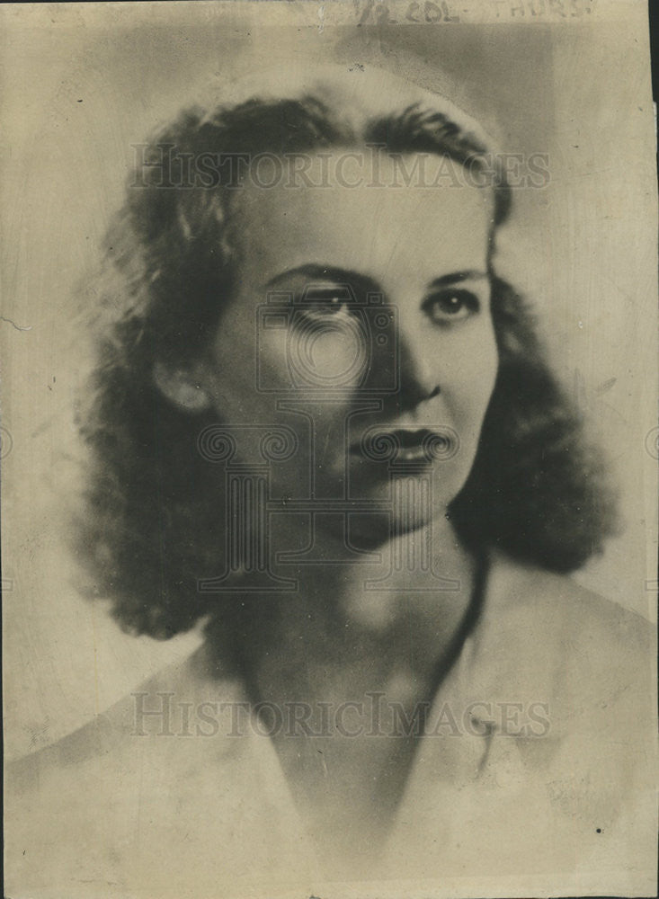 1945 Press Photo Miss Claire Lyons to wed Capt. Emmett Deadman - Historic Images