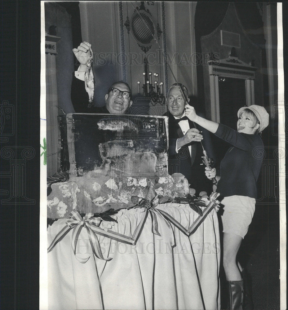 1966 Press Photo James Chapman president Chicago Illinois Restaurant Association - Historic Images