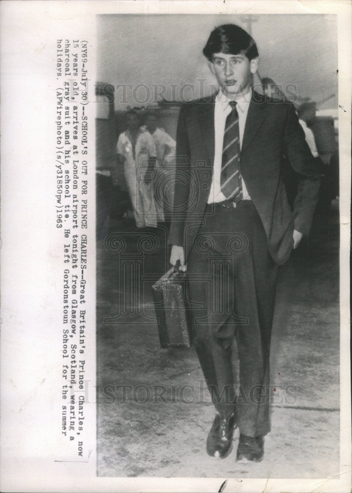 1963 Press Photo Prince Charles Great Britain Arrives London Glasgow Scotland - Historic Images