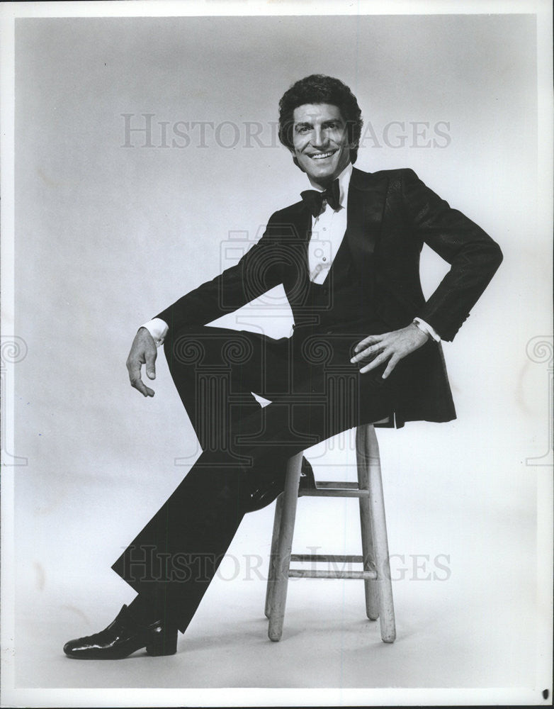 1976 Press Photo Singer Sergio Franchi - Historic Images