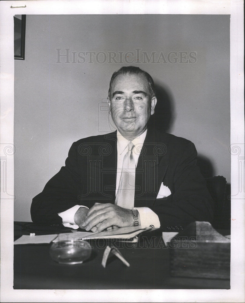 1955 Press Photo Charles E Dearing Executive Director Illinois State Highway - Historic Images