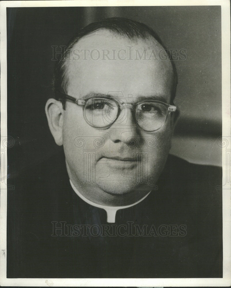 1968 Press Photo Rev Msgr Vincent Cook St Vincent DePaul Roman Catholic DePaul - Historic Images