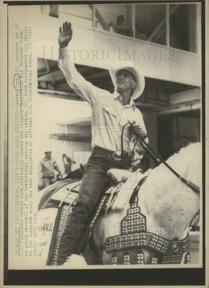 1976 Press Photo Steven Ford Youngest Son US President Gerald Ford Officially - Historic Images