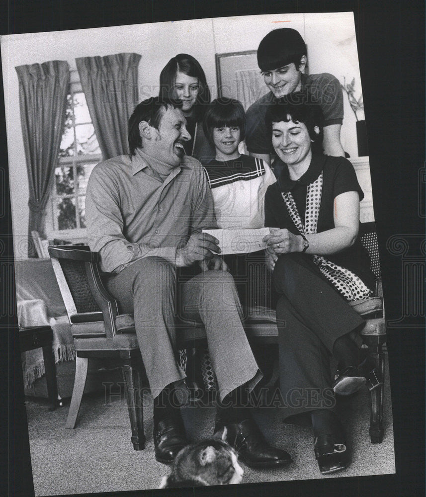 1971 Press Photo Norman Budwit Diane June David Brink Chicago branch grin truck - Historic Images