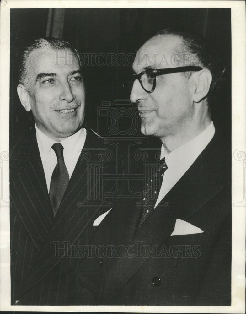 1959 Press Photo Dr Cesar Barros Hurtado Argentine President Arturo Frondizi - Historic Images