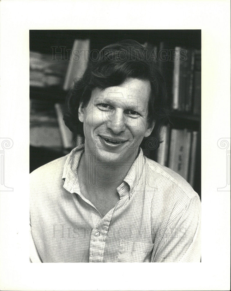 1987 Press Photo Theoretical Physicist Professor Stephen Shenker - Historic Images