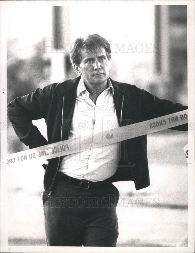 1991 Press Photo Two Time Emmy Winner Three Time Emmy Nominee Martin Sheen Star - Historic Images