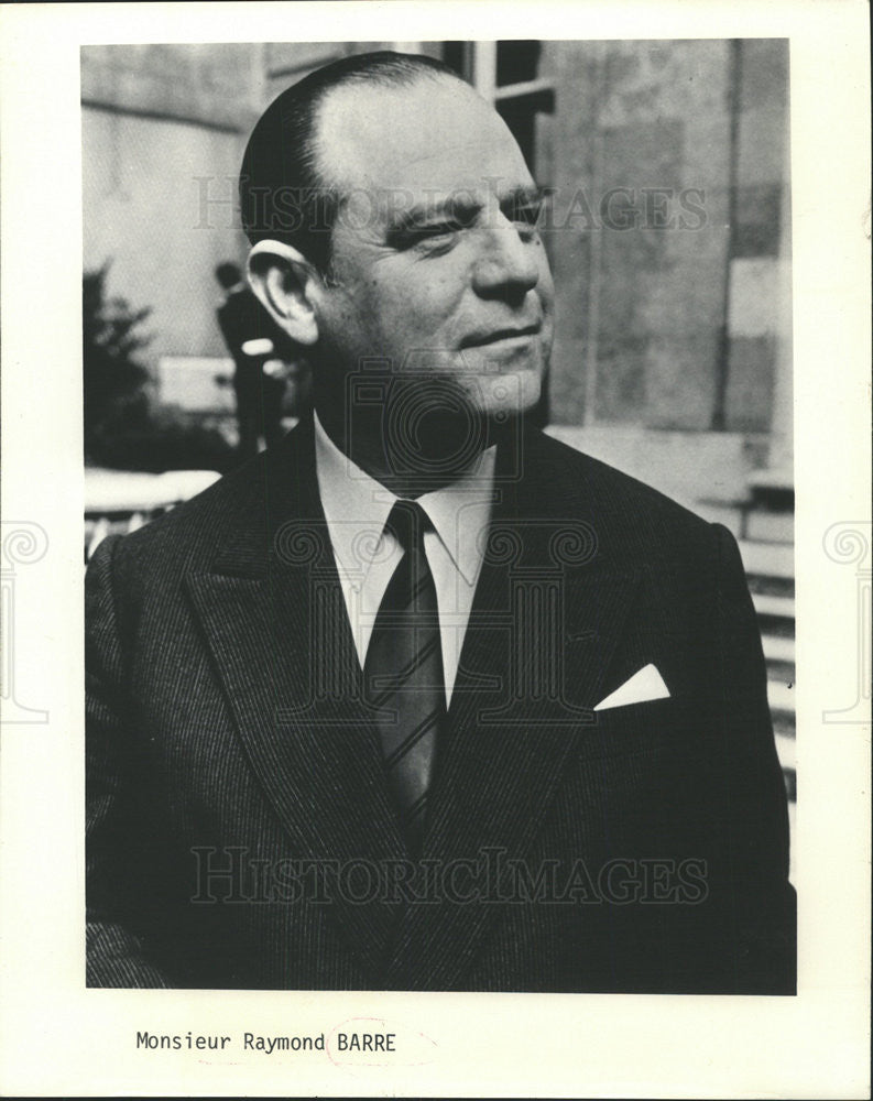 1977 Press Photo Monsieur Raymond Barre France Politics - Historic Images