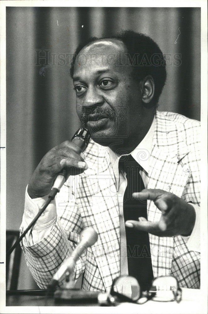 1972 Press Photo Eugene Barnes state representative committee chairman driver - Historic Images