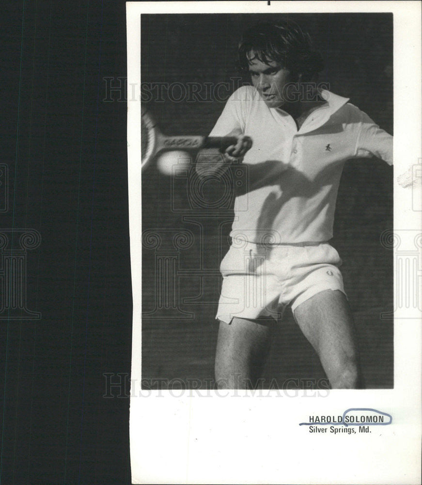 1974 Press Photo Harold Solomon American professional tennis player world high - Historic Images