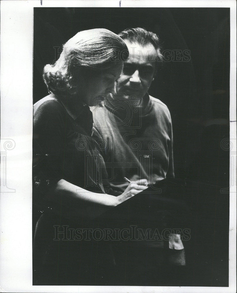 1976 Press Photo Lady Valerie Solti, Music Patron, &amp; Gordon Peters, Conductor - Historic Images